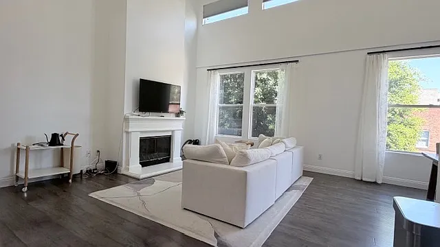 80 N Raymond Ave #205 — Photo 7