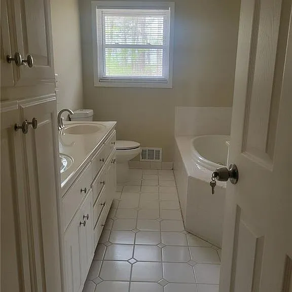 3370 Westbrook Rd — Photo 27