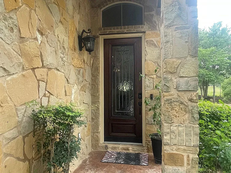 7320 Colina Vista Loop #B — Photo 5