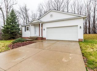 6362 Holiday Hills Ct, Bedford Heights, OH