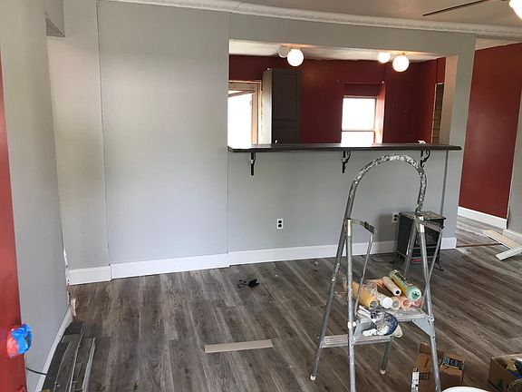 4th image of 412 N Sawyer St