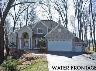 8100 Waterwood Dr, Kalamazoo, MI 49048
