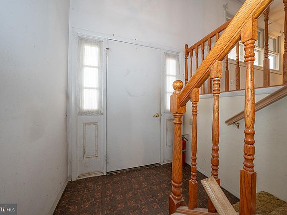 2nd image of 1301 Campbell Cir