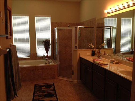 5th image of 240 Chardonnay Ln