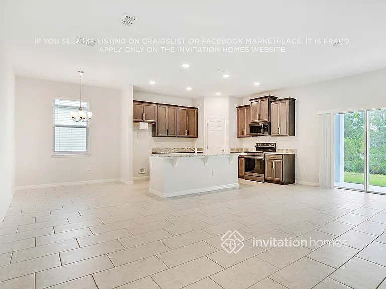 5625 Beggs Rd — Photo 4