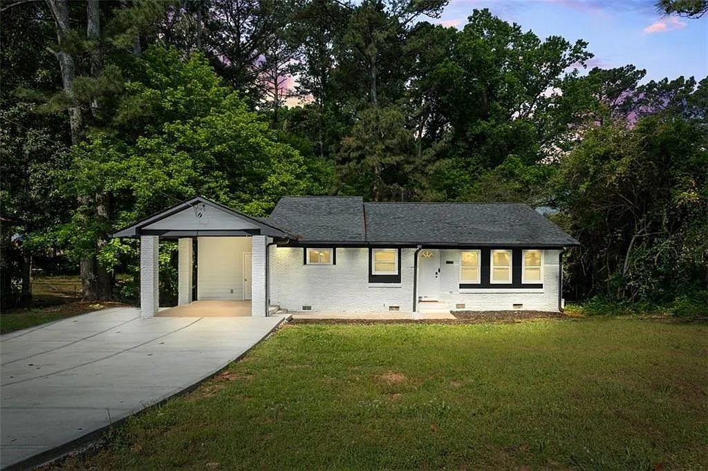 5 bed, 2.5 bath, 1539 sqft, $2,300 — Photo 1