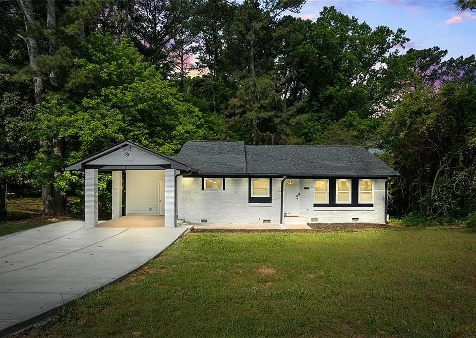 2223 Columbia Dr