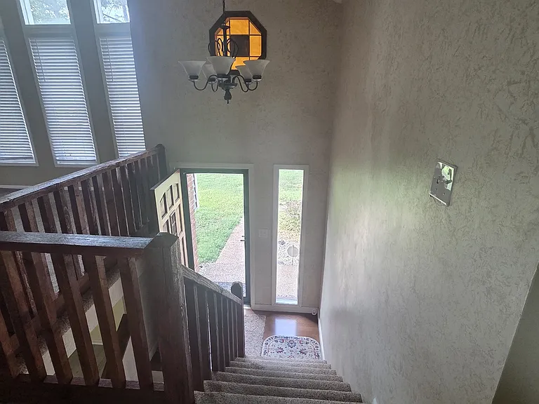4801 Westport Dr — Photo 4