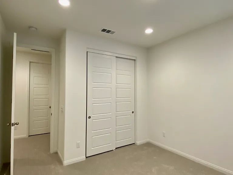 39549 Clare St — Photo 14