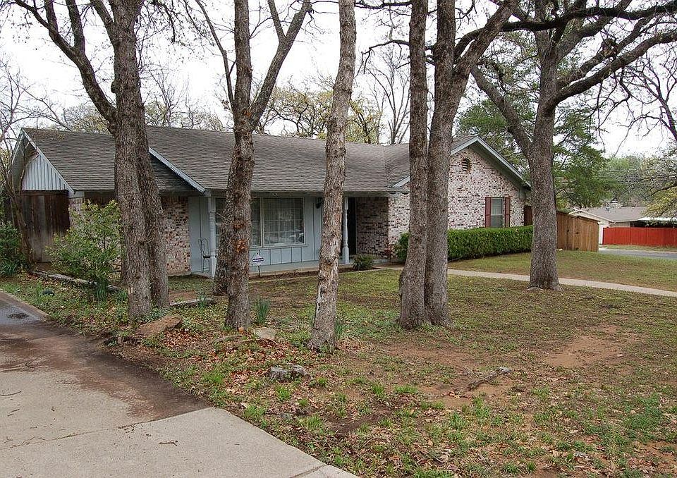 1st image of 7345 Madeira Dr