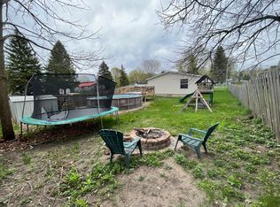 319 N Sears St, Reed City, MI 49677