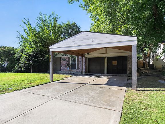 4th image of 2108 Barton Dr