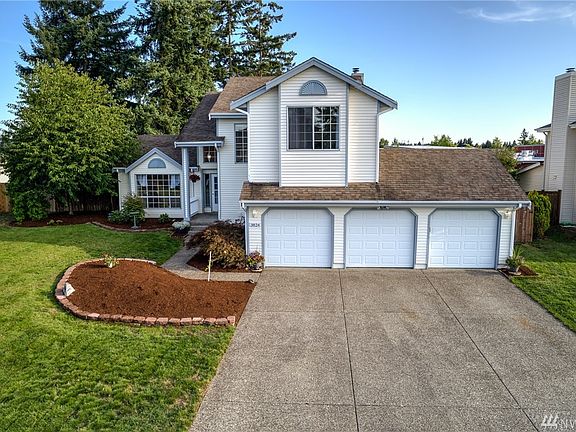 2nd image of 3824 215th Street Ct E