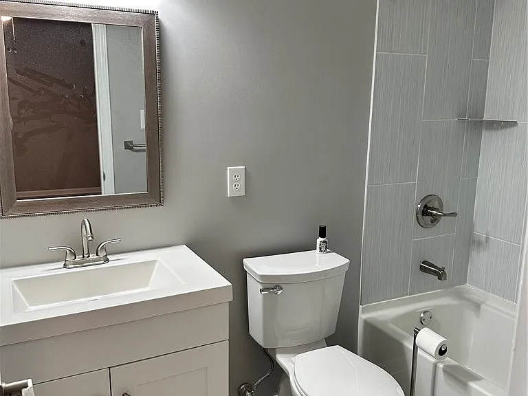 7214 Evanston St #A — Photo 10