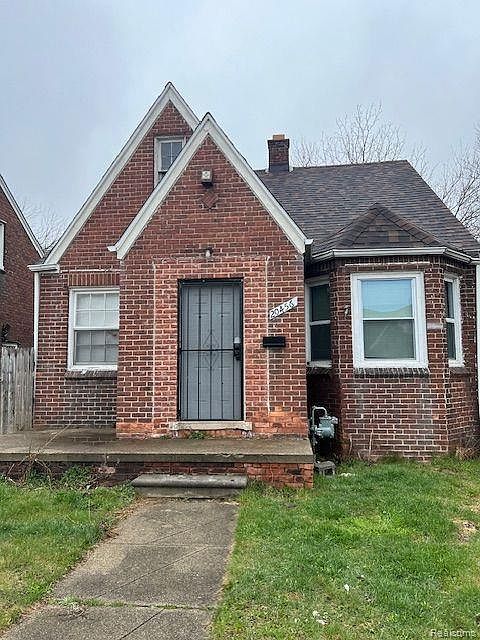 1st image of 20456 Bramford St