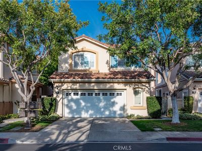 14 Santa Victoria Aisle, Irvine, CA, 92606