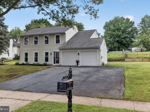 136 Bedford Ln, Lansdale, PA 19446