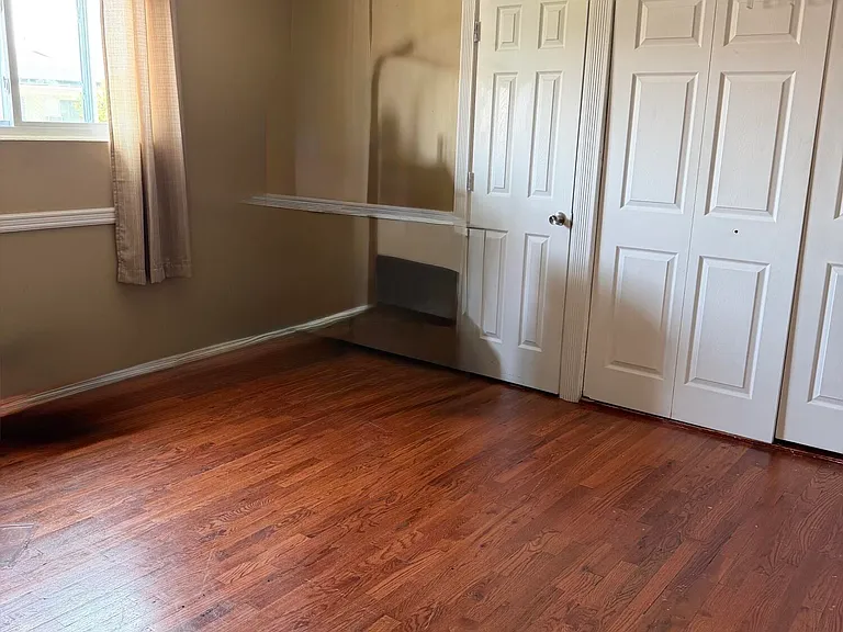 4 Albert Ct — Photo 8