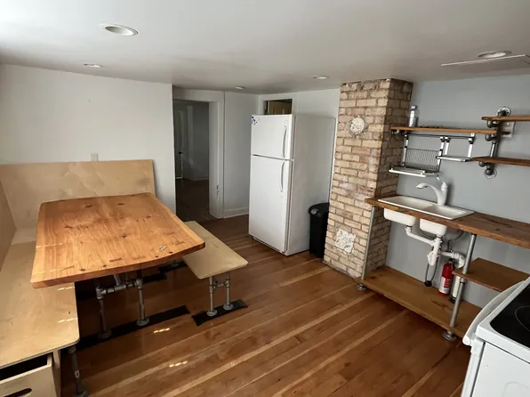 424 W Baraga Ave APT C, Marquette, MI 49855
