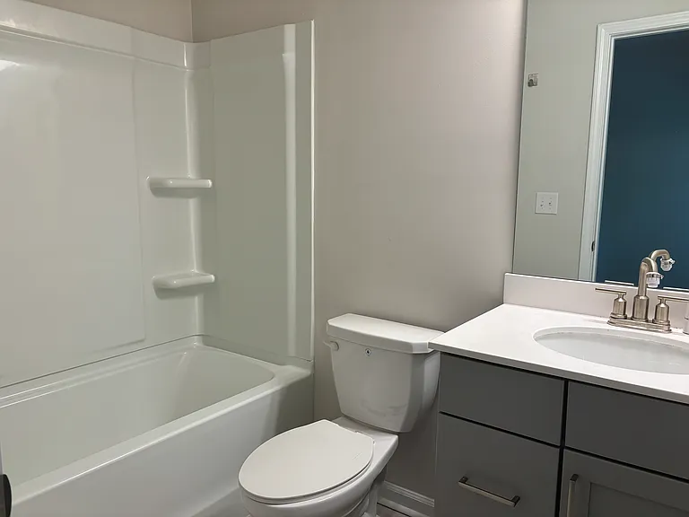 3735 Davis Cir — Photo 21