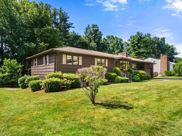 9 Pratt Ln, Shrewsbury, MA 01545