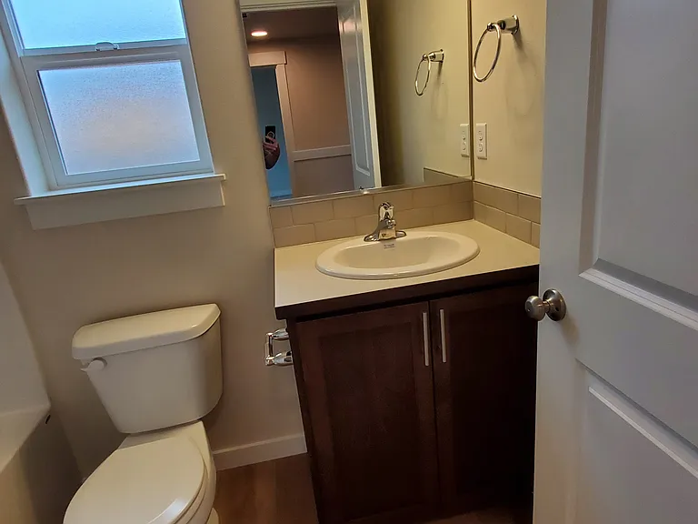 5230 Holly St — Photo 11