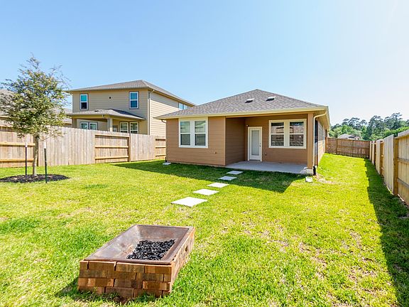 2nd image of 7034 Silverleaf Oak St