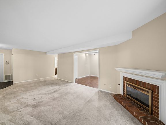 5th image of 1863 Portsmouth Dr #11-4B