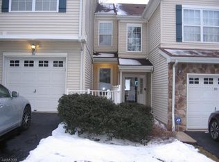 205 Boulder Ridge Dr, Randolph, NJ 07869