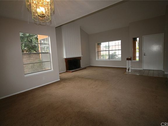 5th image of 3423 Paula St