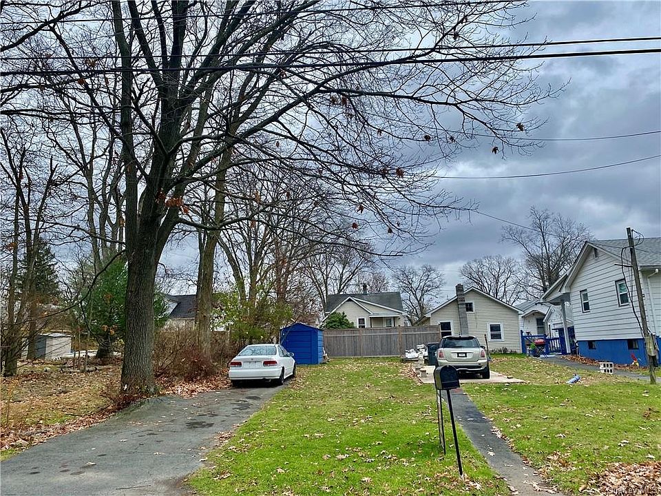 2nd image of 141 Rockwell Ave