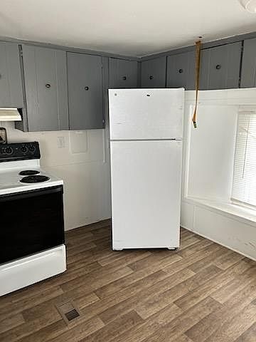 1st image of 113 Eli Cir #13