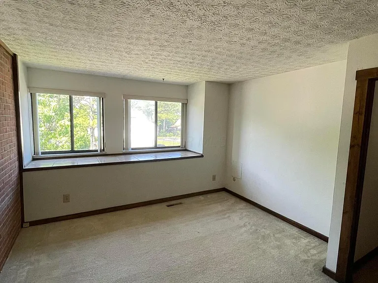 6378 Chippenhook Ct — Photo 23