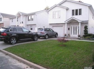 1020 Cleveland St, Uniondale, NY 11553