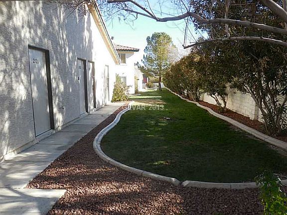 4th image of 7937 W Decker Canyon Dr #101
