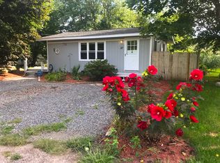 37 Henley St, Charlestown, RI 02813