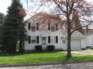 242 S Jefferson St, Medina, OH 44256