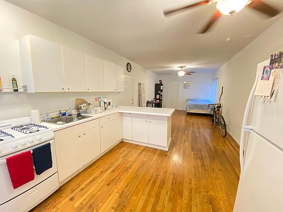 4th image of 5535.5 N Kenmore Ave #2C