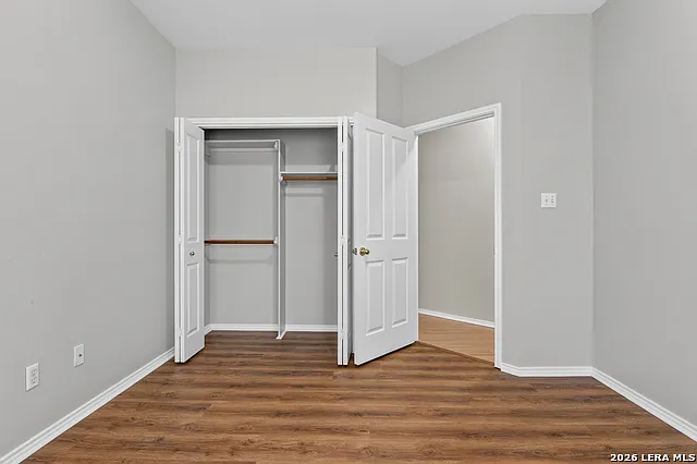6635 Shady Bend Dr — Photo 17