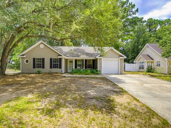 3 Eagle Trace Ct, Beaufort, SC 29907