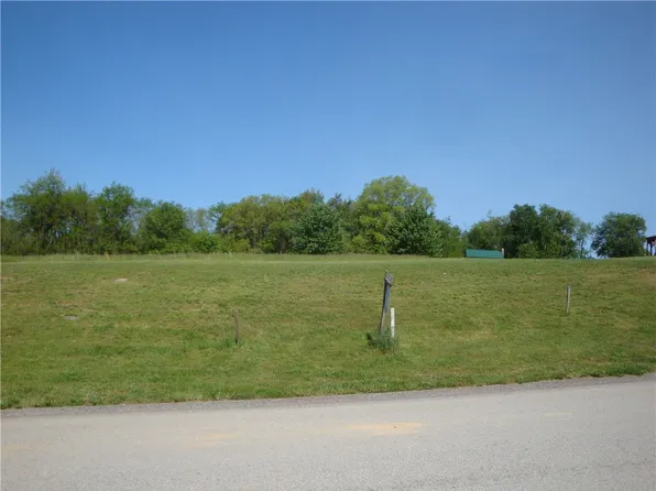 715 Victoria Way, Derry, PA 15627