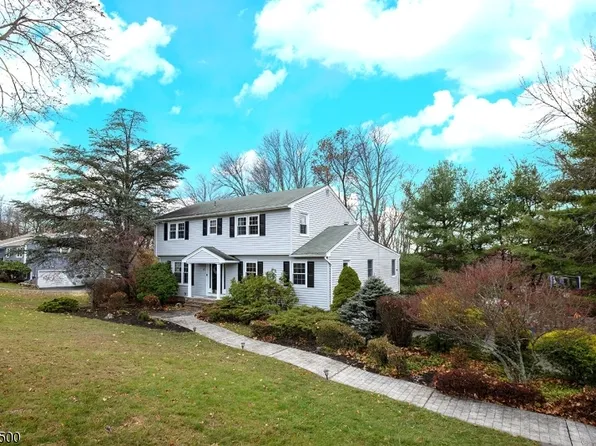 40 Westgate Dr, Sparta Twp., NJ 07871