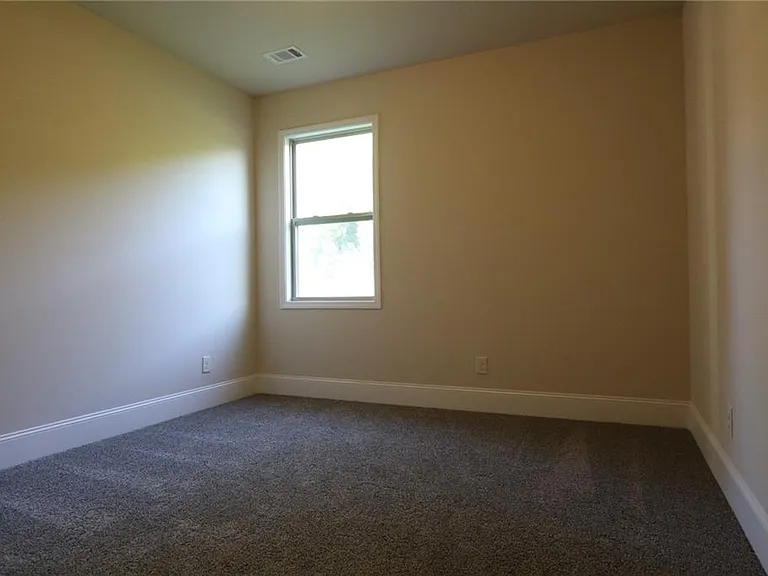 1610 Apple Blossom Dr — Photo 8
