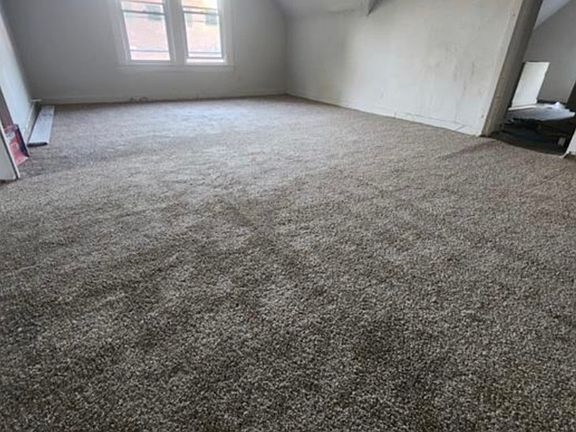 3rd image of 10124 Parkgate Ave #3