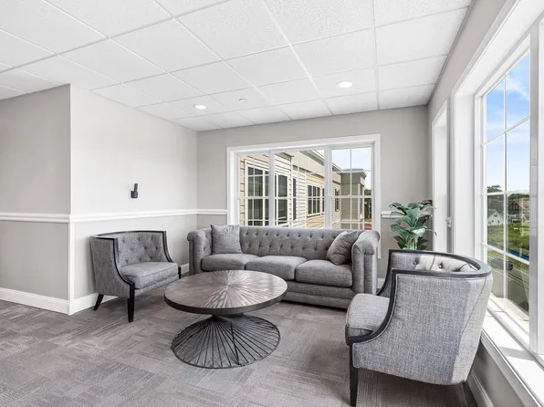 Lofts at 335