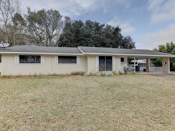 3rd image of 117 Lynn Dr