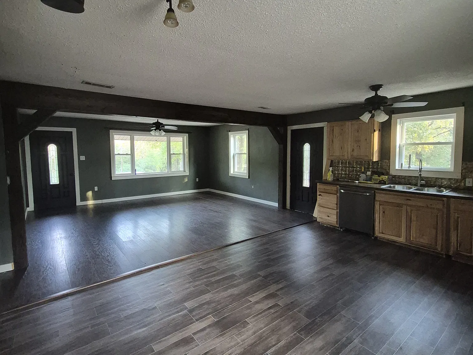 4 bed, 1624 sqft, $1,275 — Photo 3