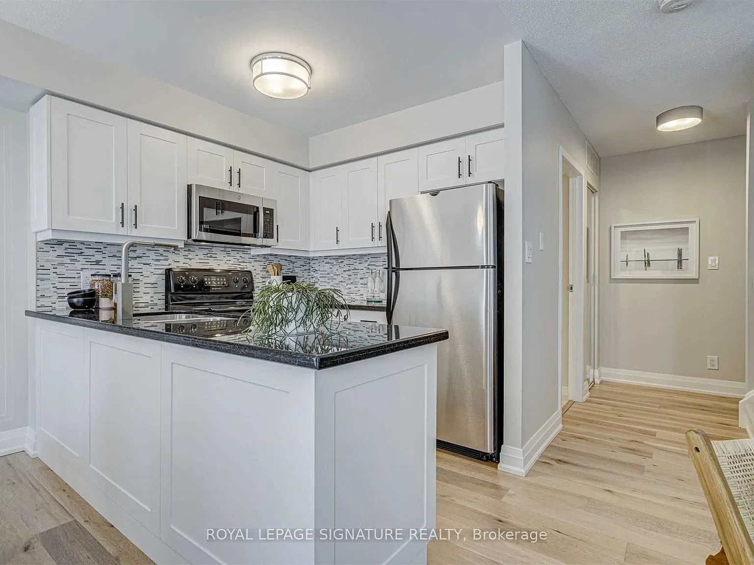 2 bed, $3,650 — Photo 4