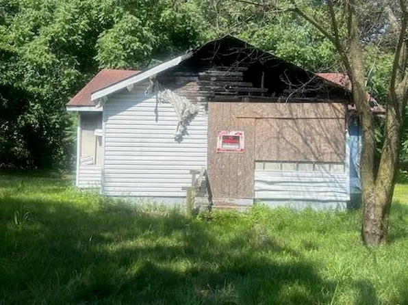 616 Nahas St, Michigan City, IN 46360