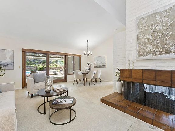 2nd image of 10570 Vista Valle Dr